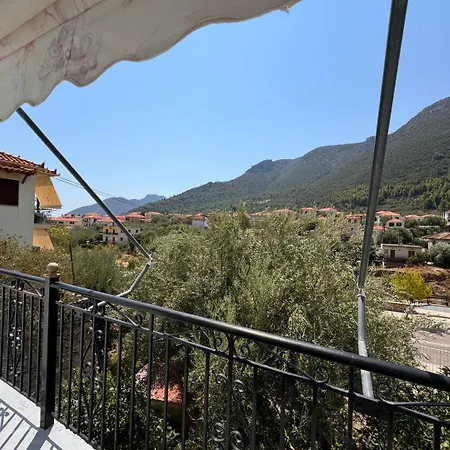 Eirini's House 利昂尼迪翁