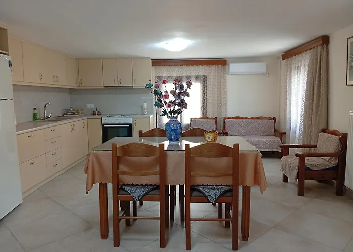 Апартаменты Eirini's House