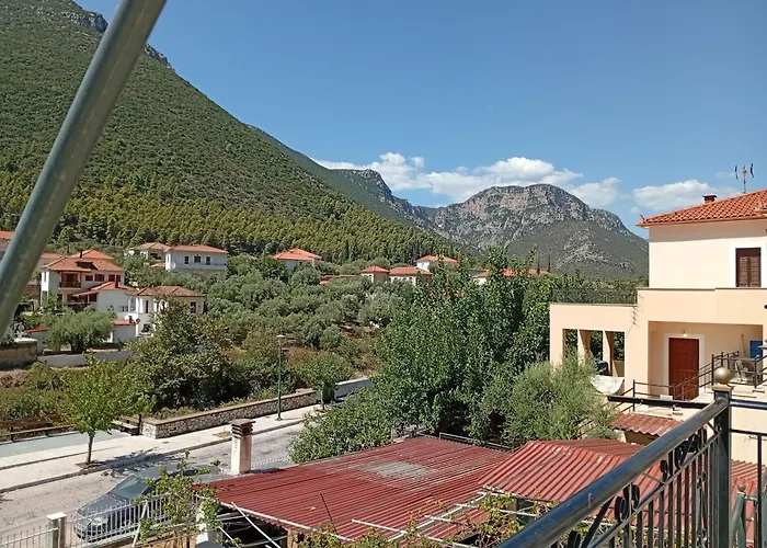 Eirini's House Апартаменты *